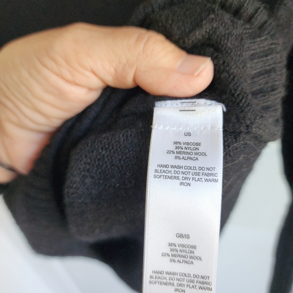 Sherpa Adventure Gear Alpaca/merino Blend Black Men's Sweater - Picture 6 of 6